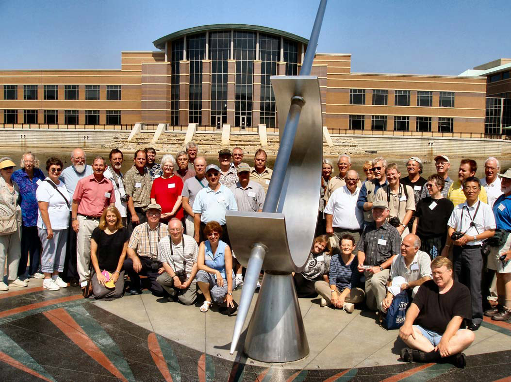 2005_DuPageCountyMemorialSundial